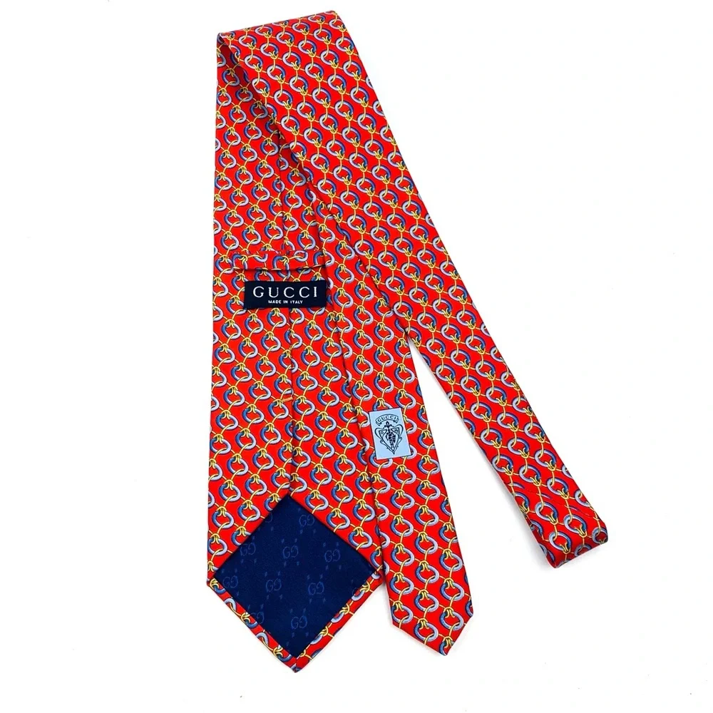 Gucci Tie Printed Silk Knotted Pattern Red Regular Width Neck Tie EUC One Size