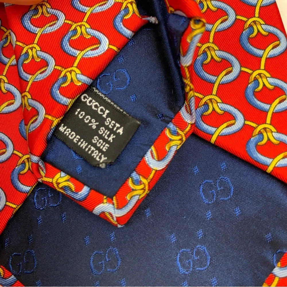 Gucci Tie Printed Silk Knotted Pattern Red Regular Width Neck Tie EUC One Size