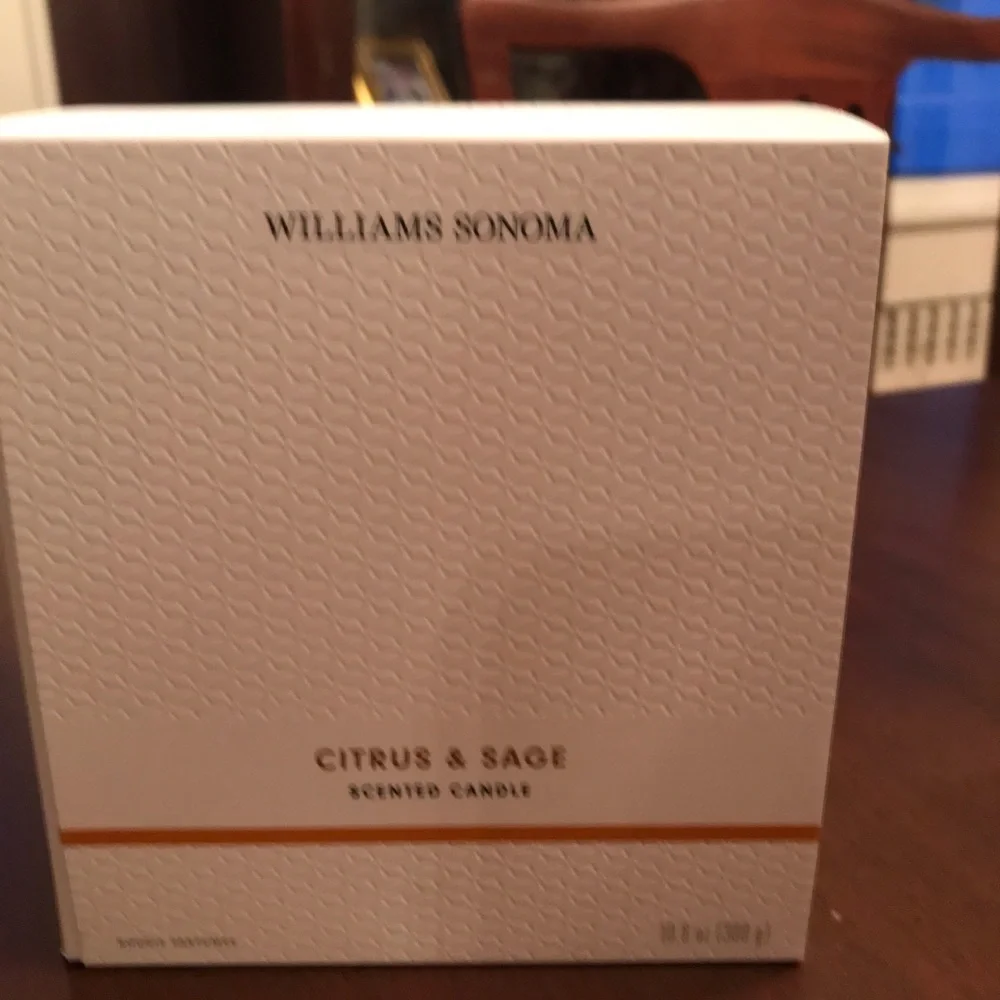 Williams Sonoma hand poured
