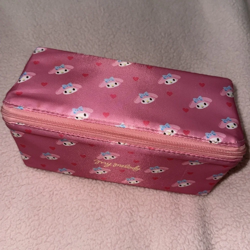 Sanrio gently used