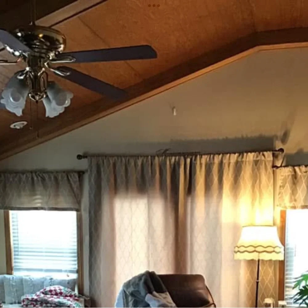 jCPenny drapes a total of 7 there are 5 valances and 2 drapes