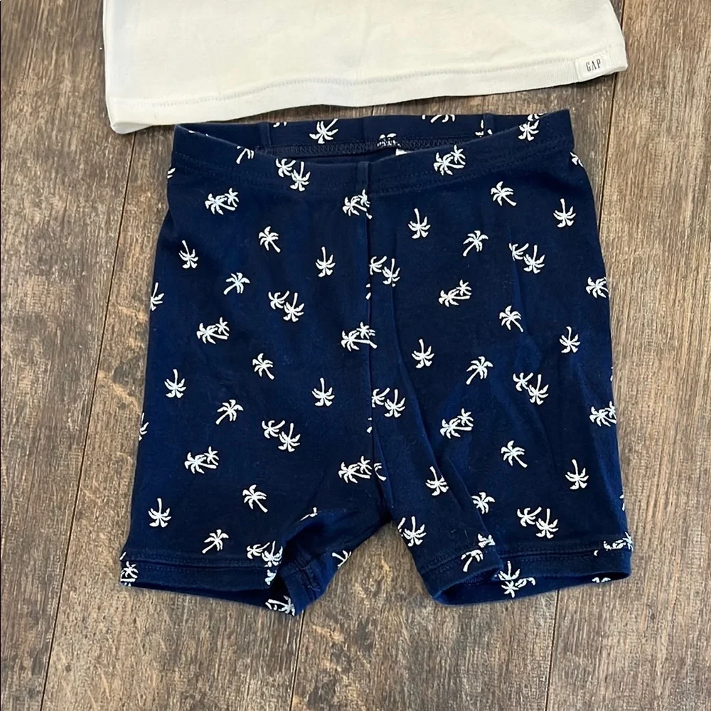 GAP cute disney