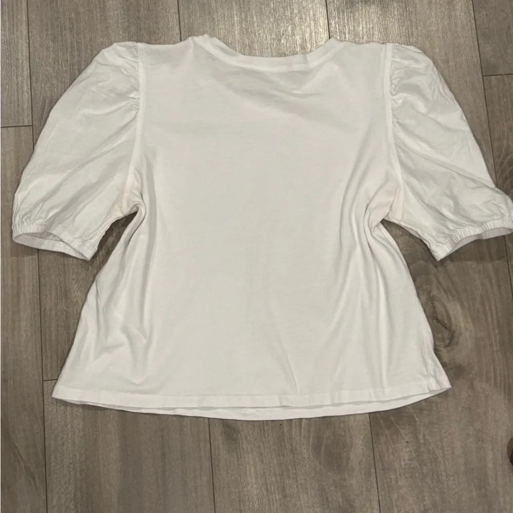 Zara White Puff Sleeve Blouse Size S