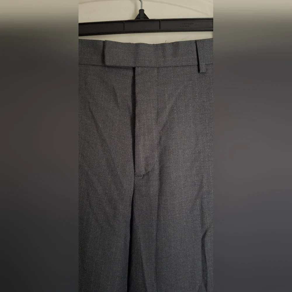 Banana Republic stylish charcoal