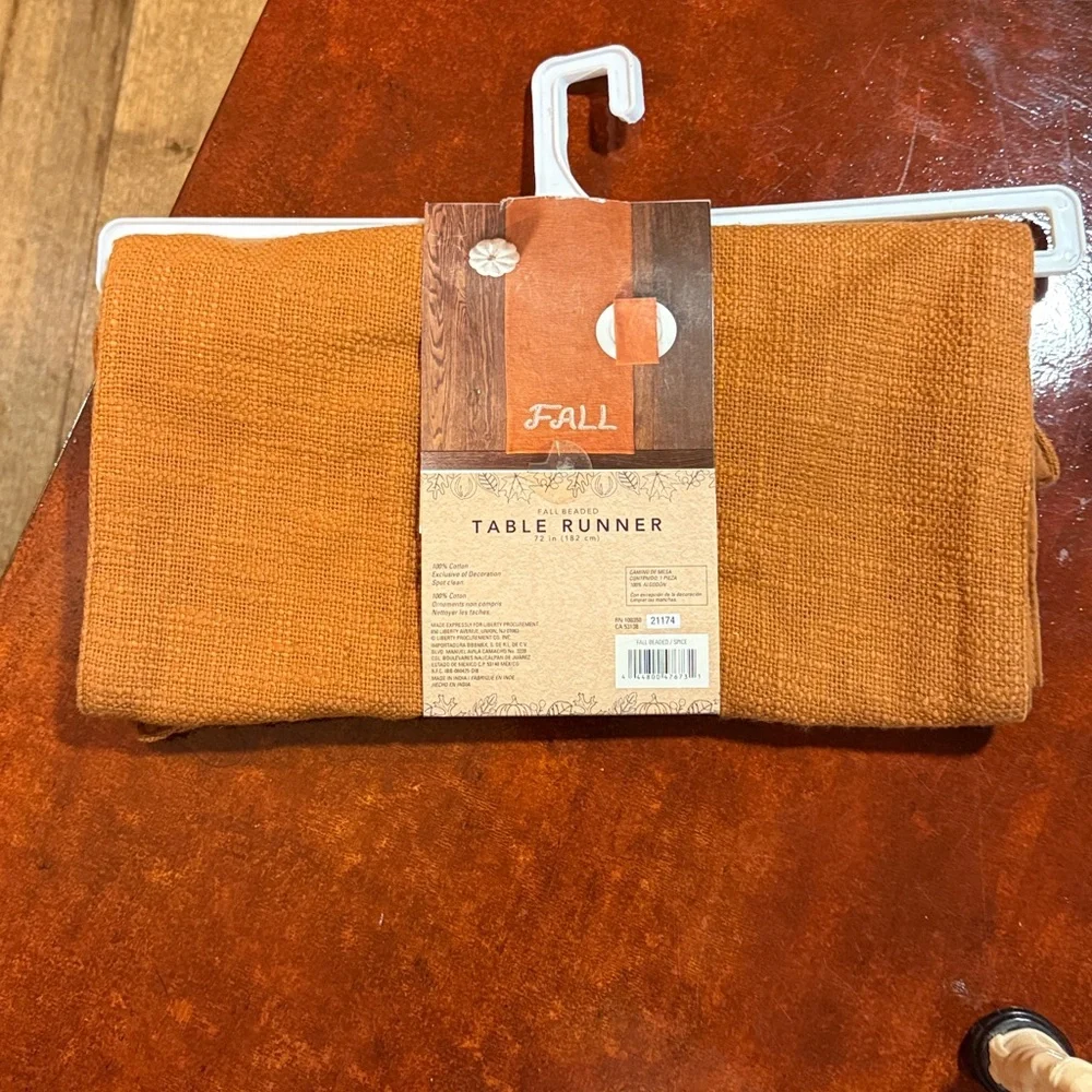 N/A orange table
