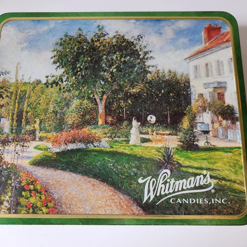 Whitmans product hinged