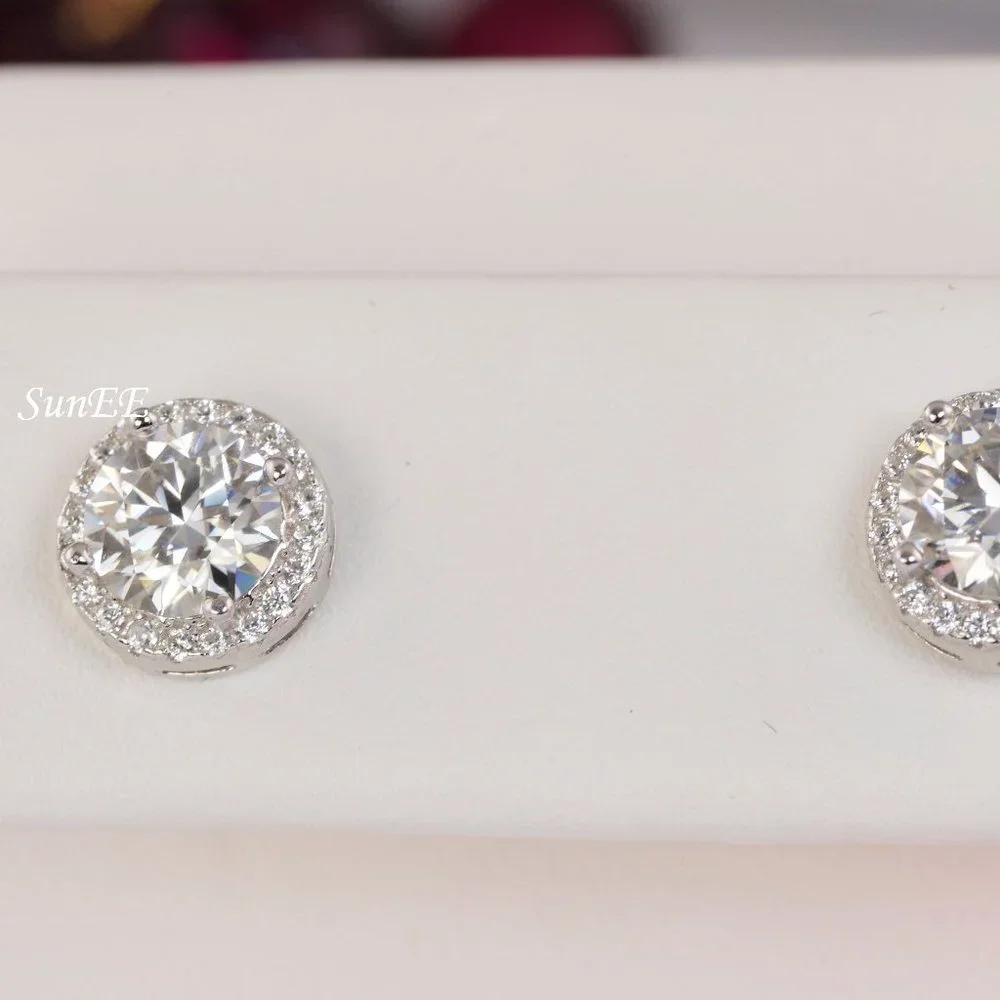 SunEE Jewelry halo stud