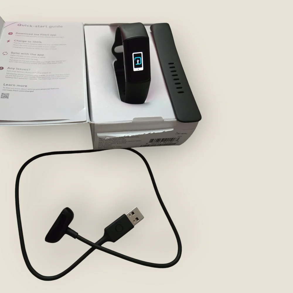 Fitbit 6 Fitness Tracker - Black Smartwatch