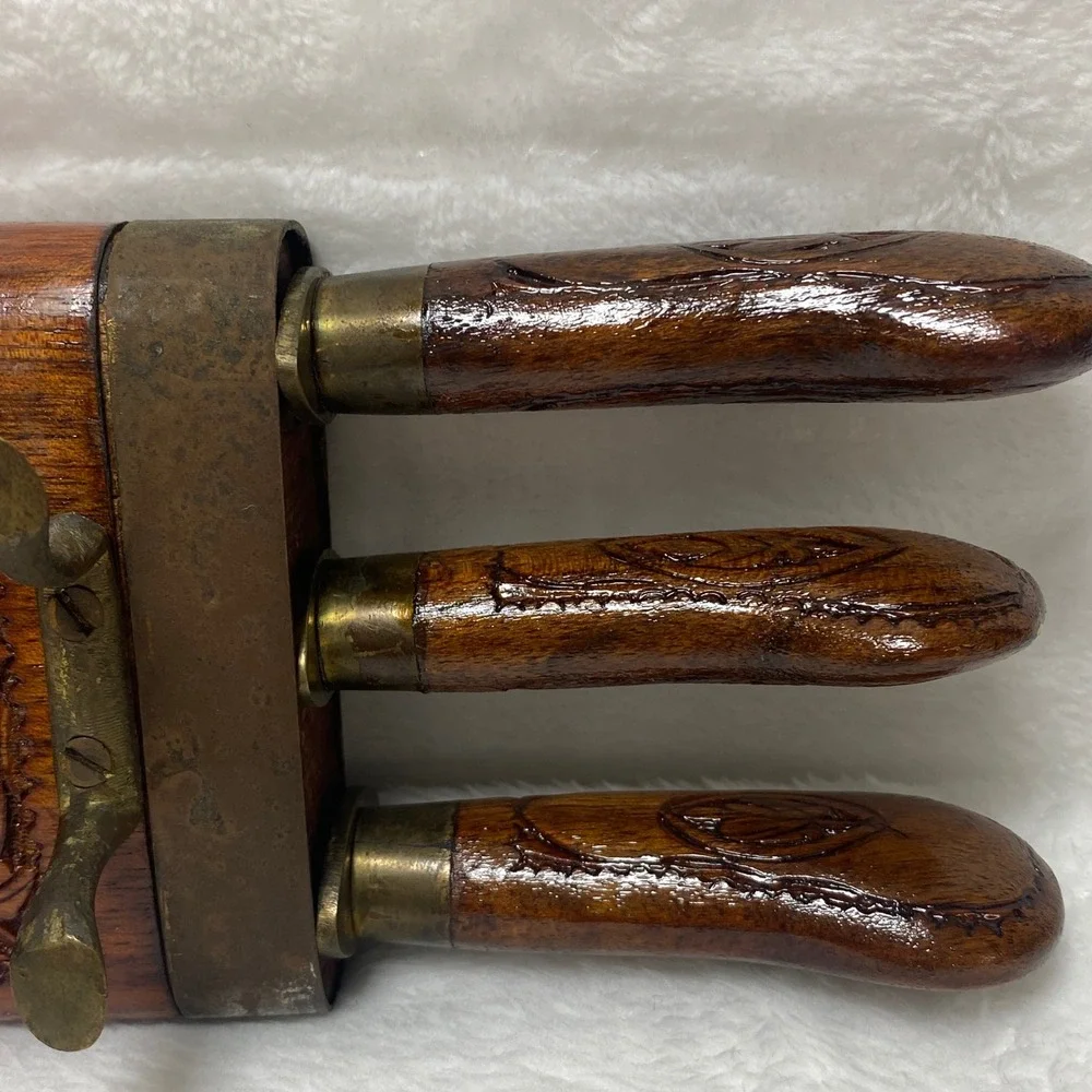 Vintage Carved Wood Steak Knives Set with Box, Antique Serving Knives, Set of‎ 6