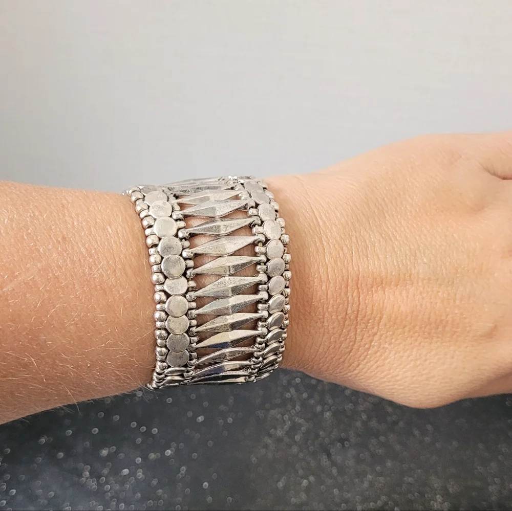 None silver beaded