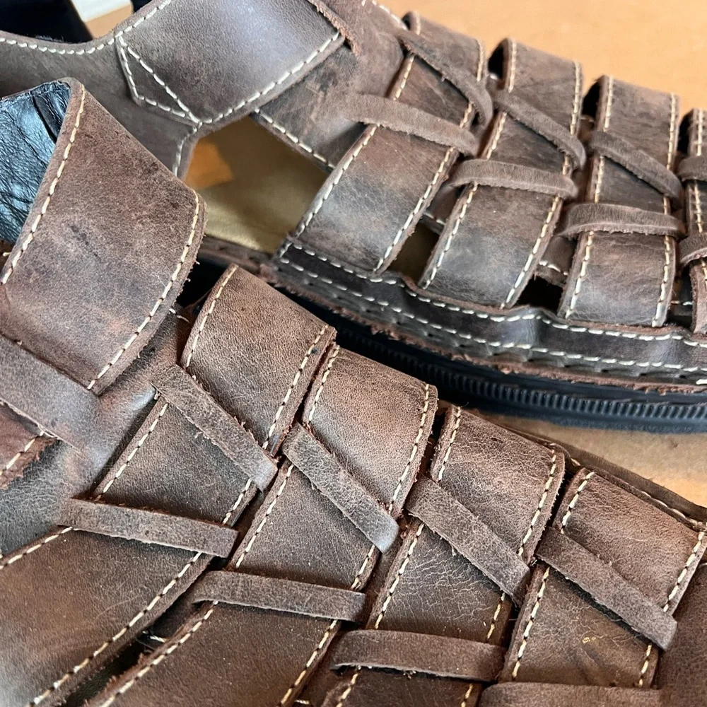 Naot Men’s Fisherman Sandals in Brown size 47(USA 14)