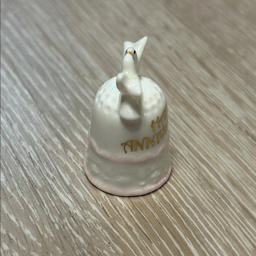 Enesco Happy Anniversary Porcelain Thimble with Doves - White and Pink 1.5in