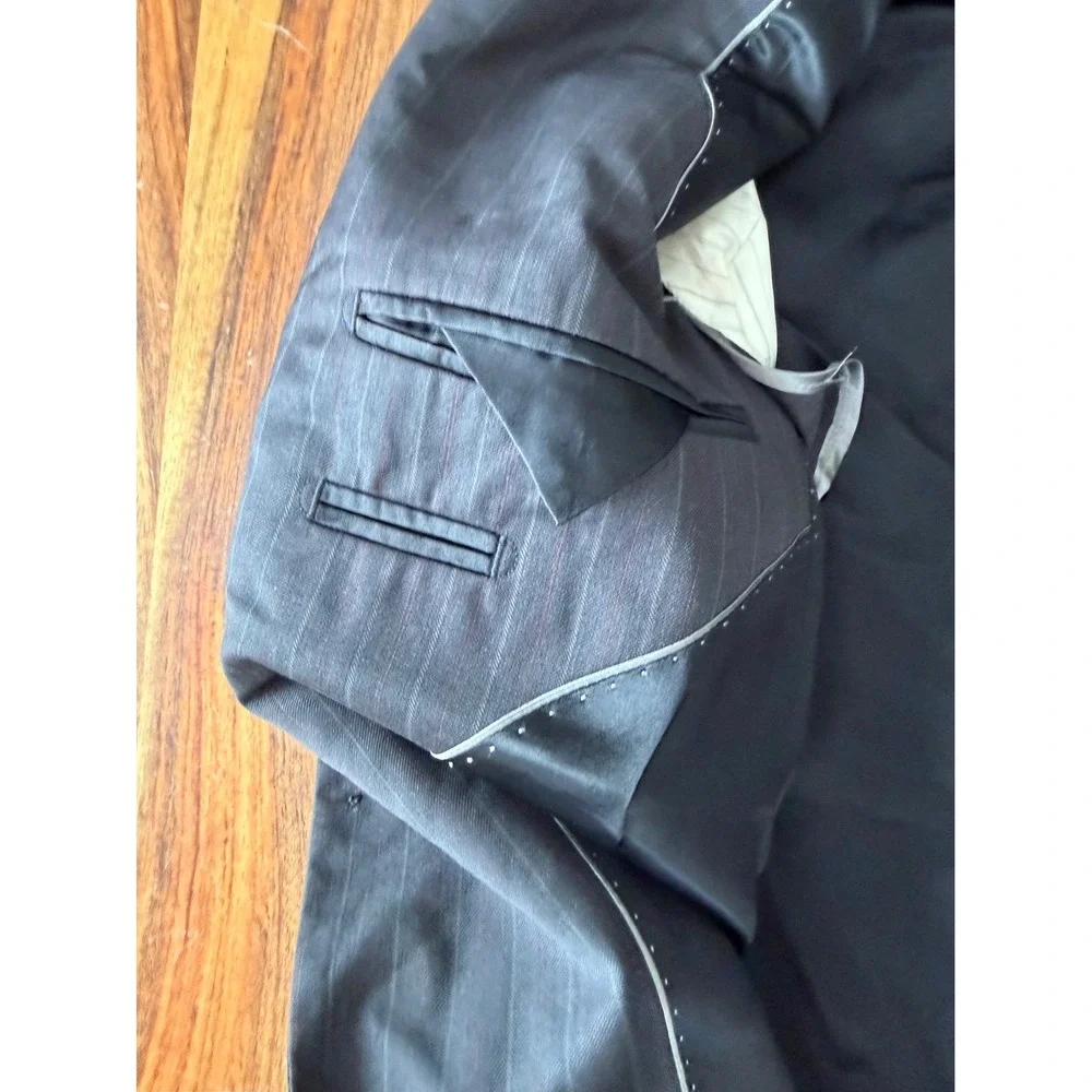 Unbranded classic pinstripe