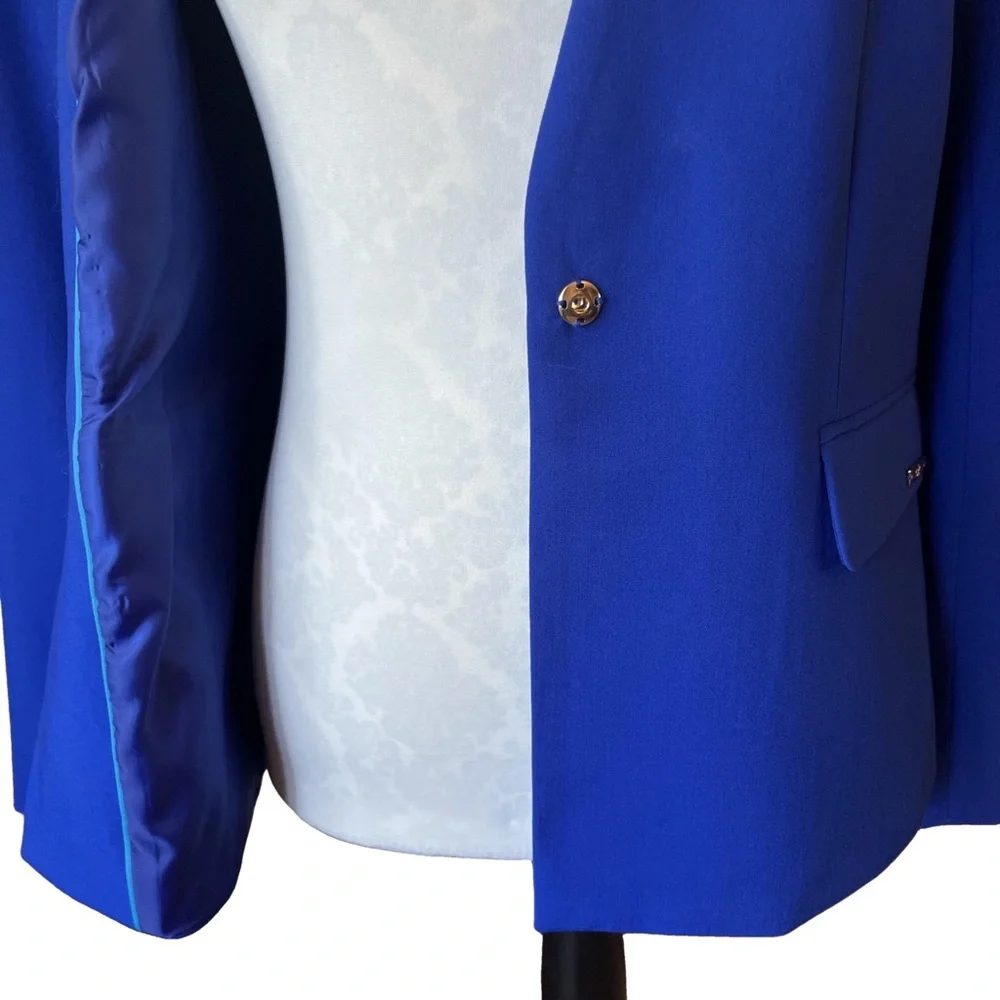 women’s up sleek