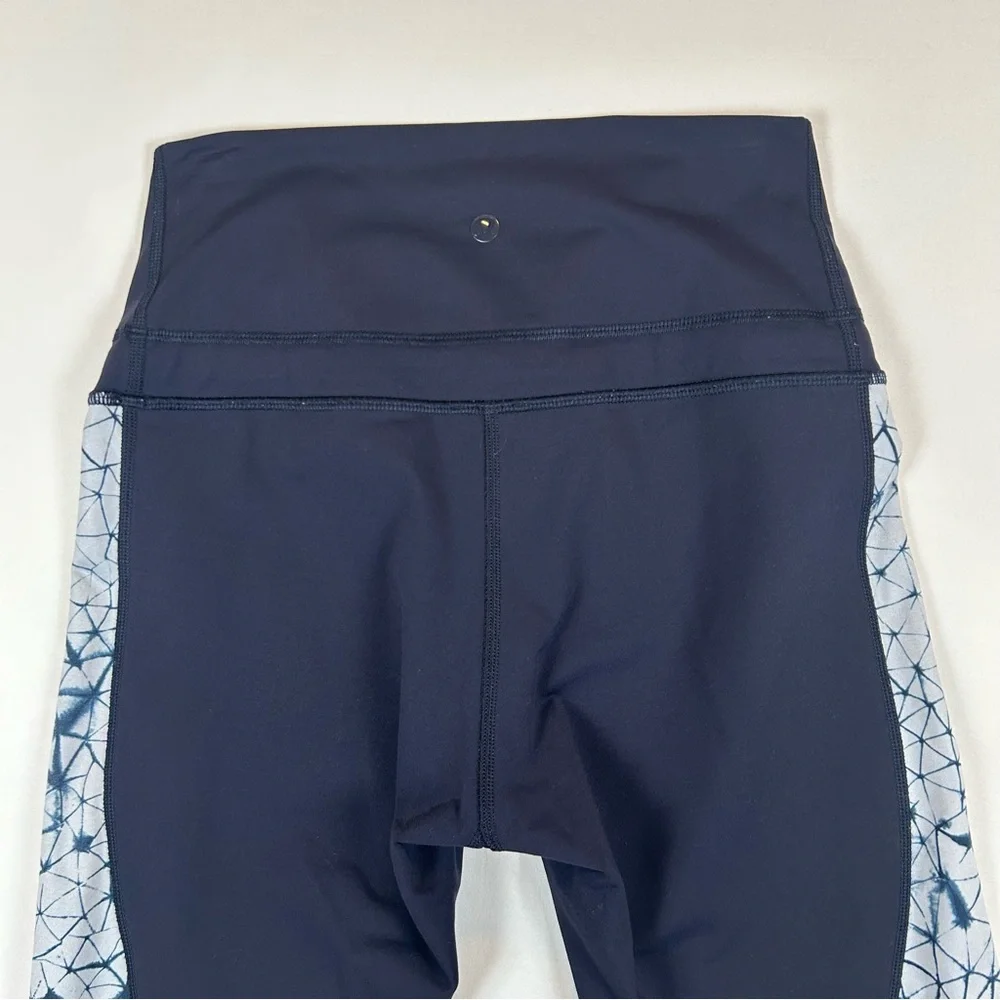 Lululemon‎ Women's Navy Blue Retreat 7/8 Pant Leggings