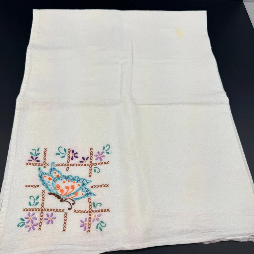 Vtg Hand Embroidered LARGE Butterfly Tea Towels Set of 3 White‎ Cotton Floral