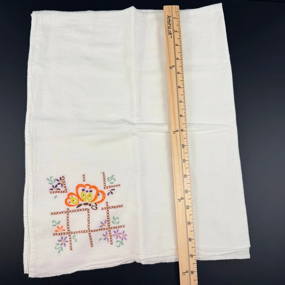 Vtg Hand Embroidered LARGE Butterfly Tea Towels Set of 3 White‎ Cotton Floral