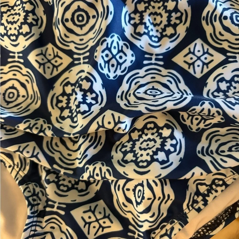 N/A stylish blue