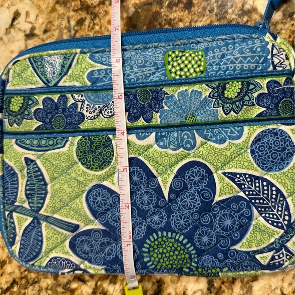 Vera Bradley this vera