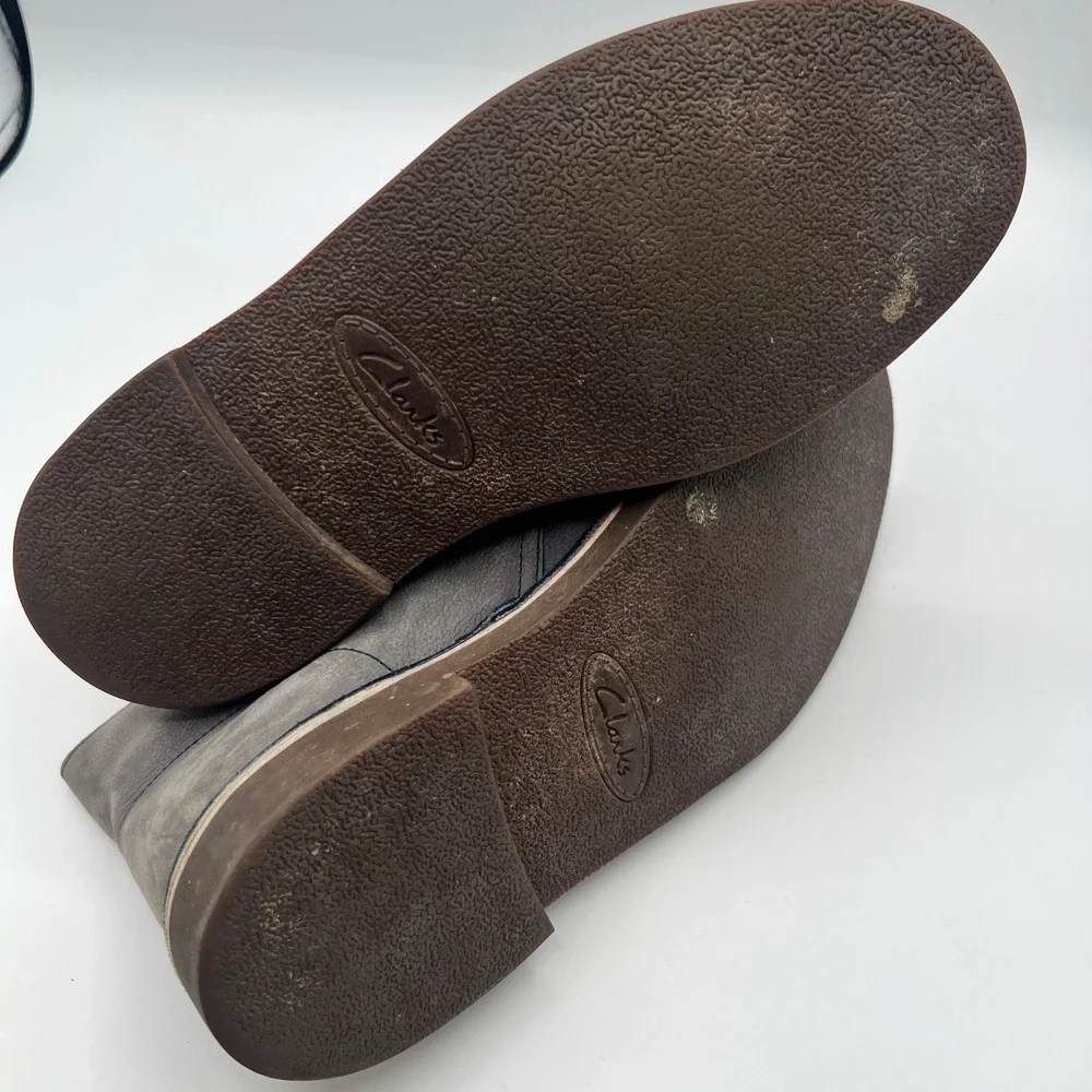 Clarks classic chukka