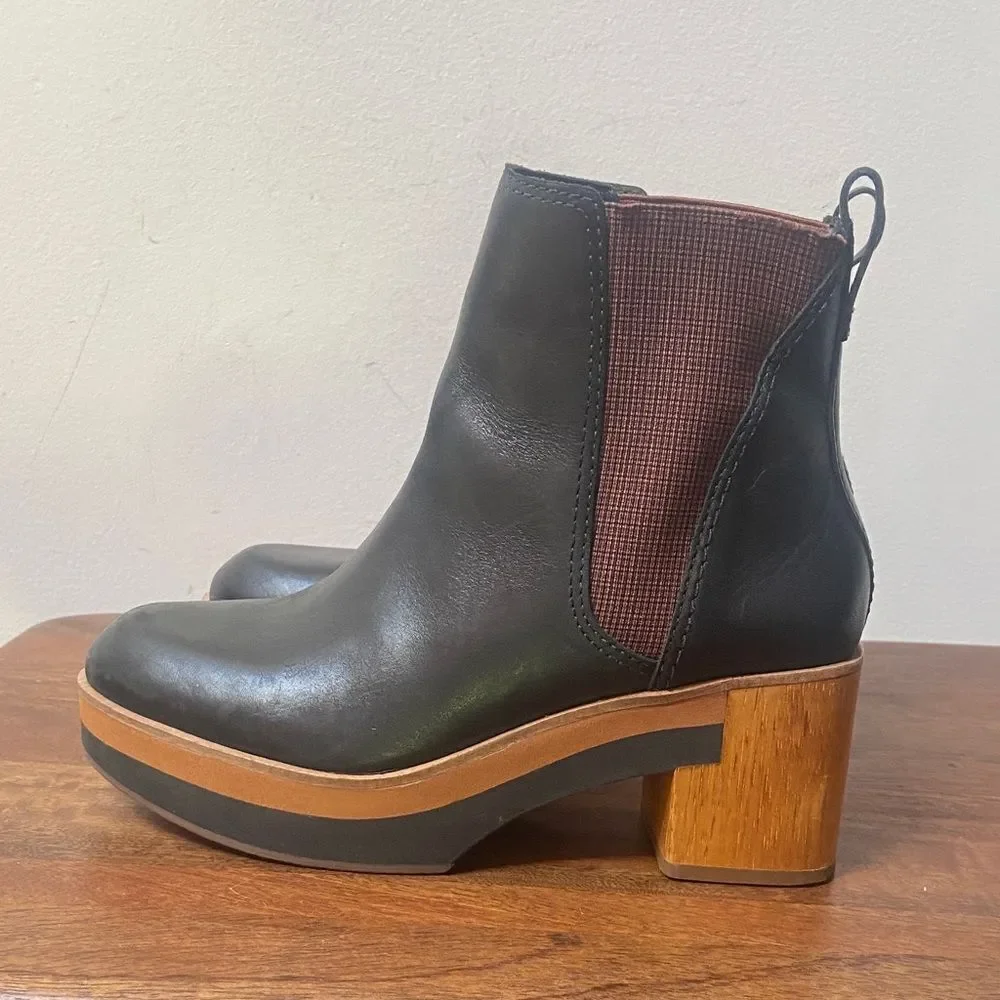 Bernardo sleek black