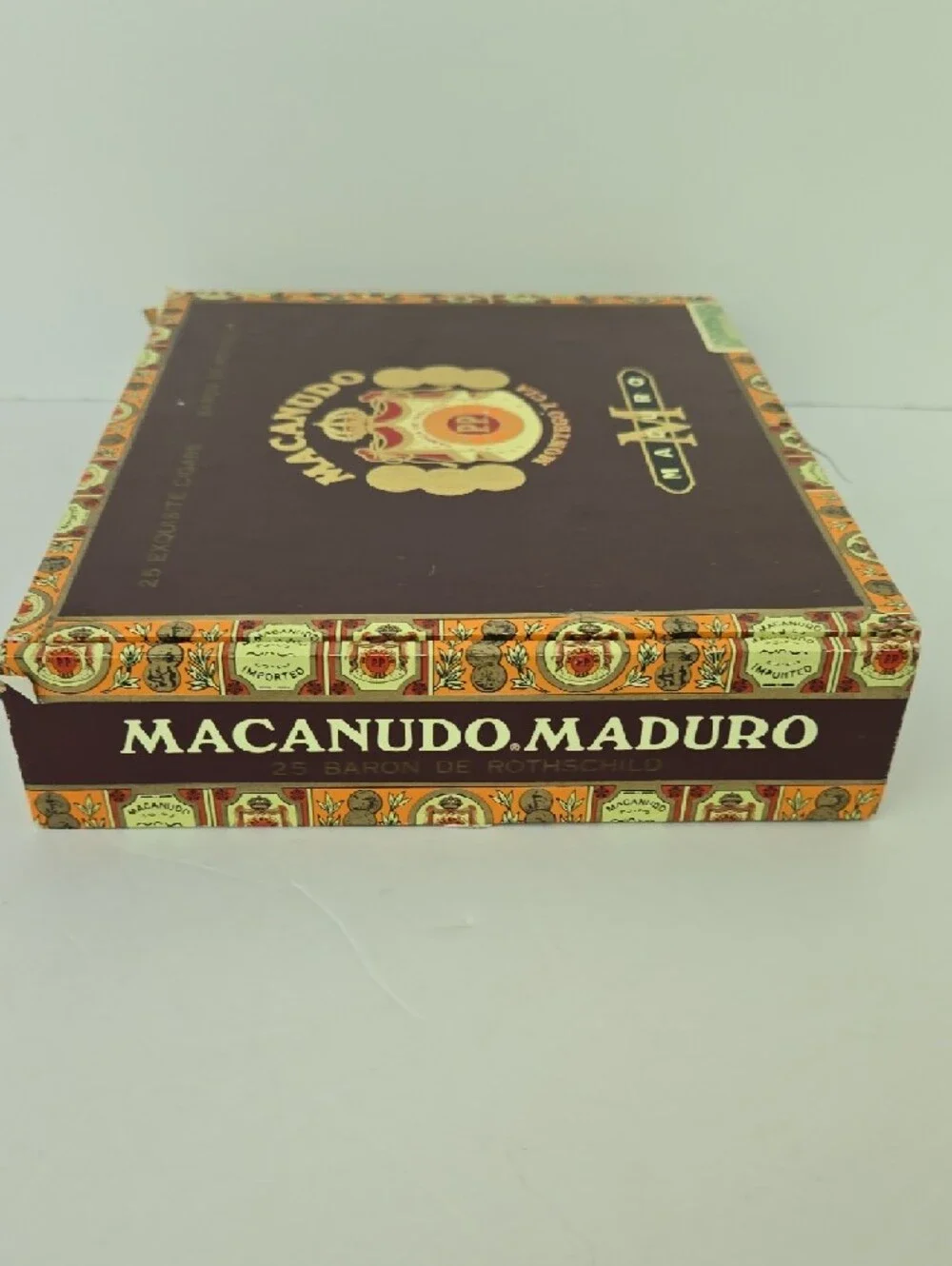 Maduro empty trim wooden