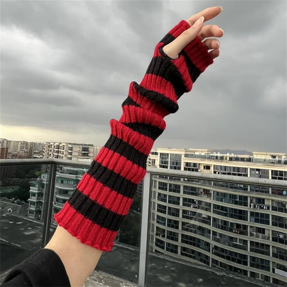 N/A goth arm