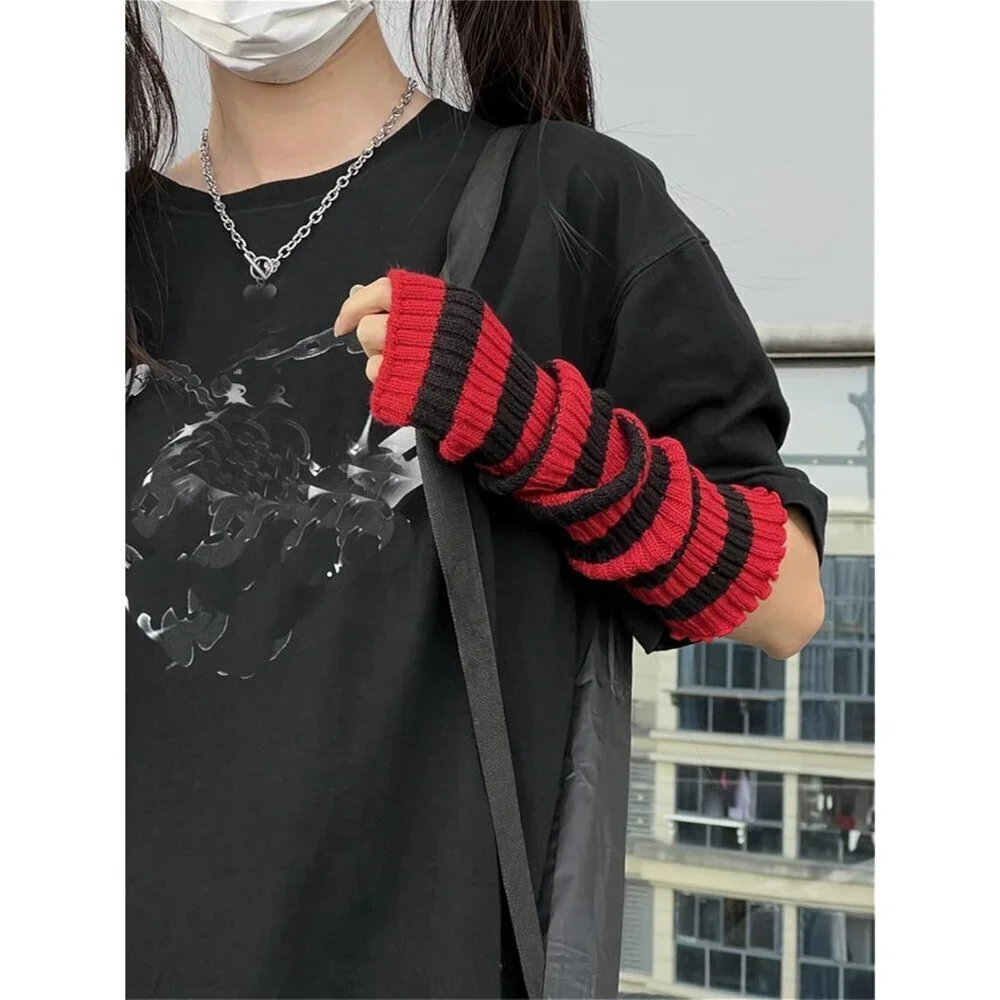 N/A goth arm