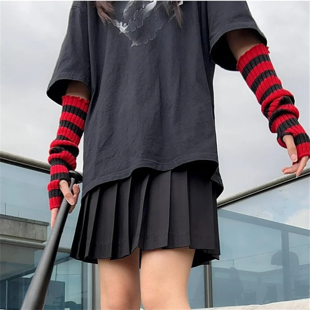 N/A goth arm