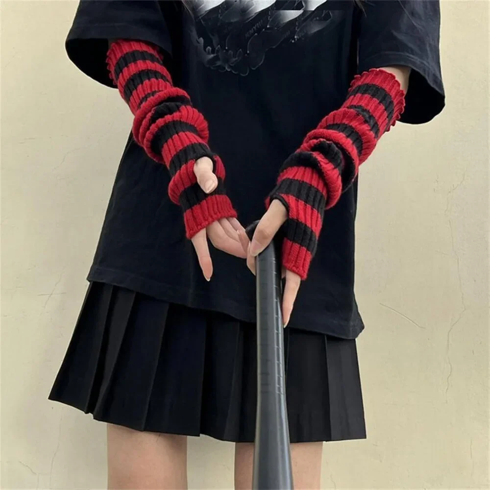 N/A goth arm