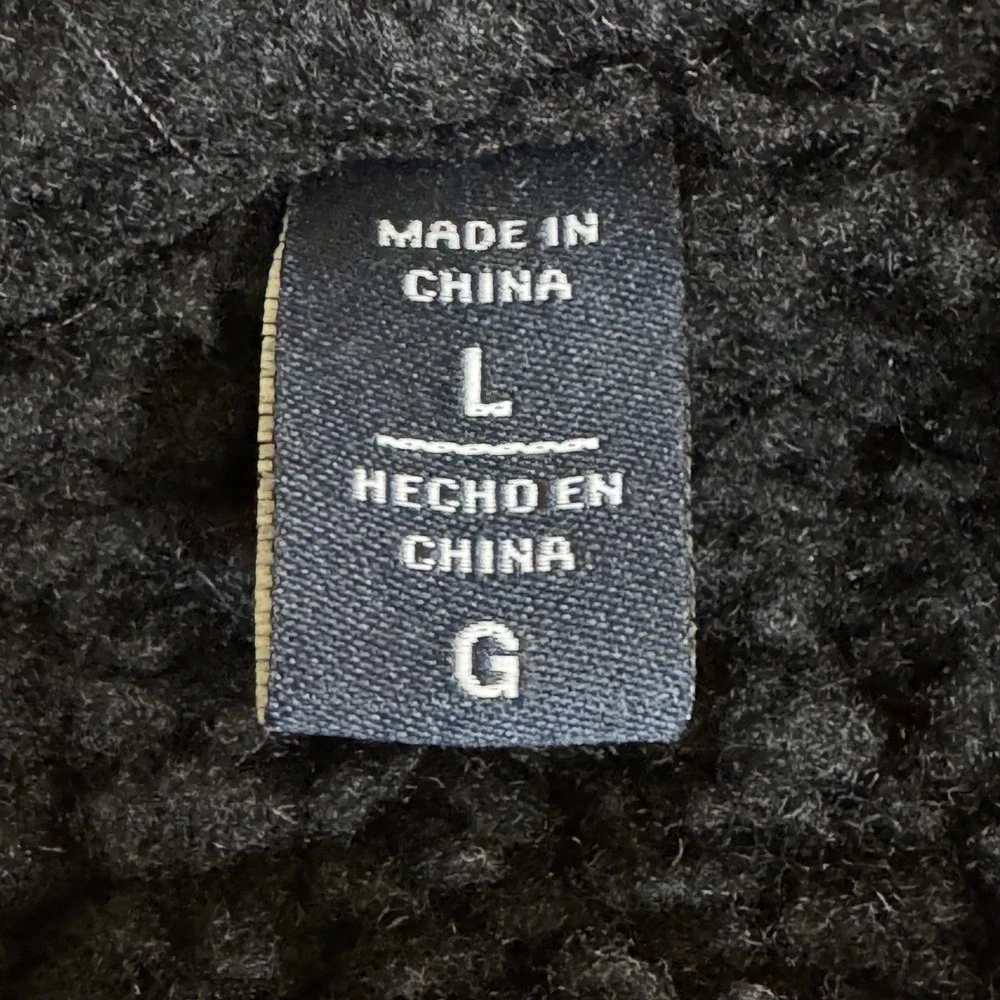 Tommy Hilfiger fit ensuring