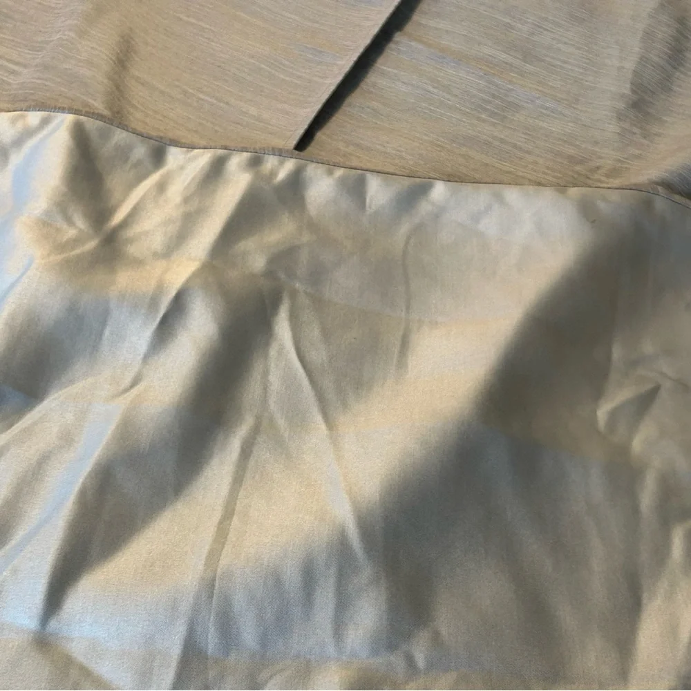 Source Unknown gray silver