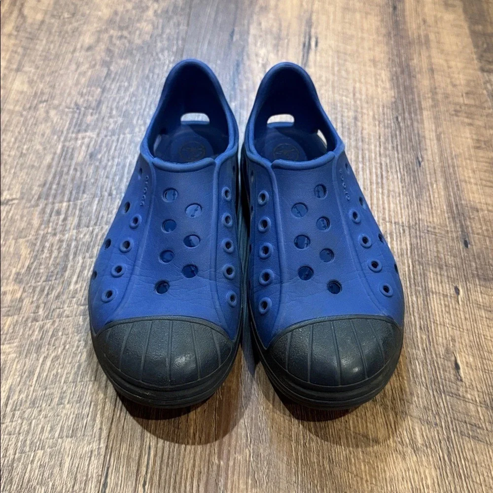 CROCS used good