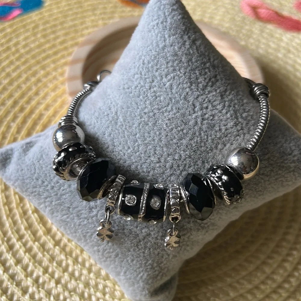 N/A nwot pandora