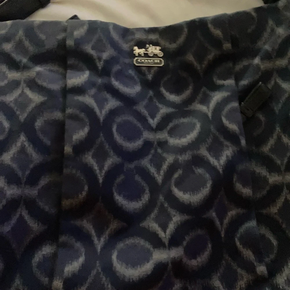 Coach Madison Box Op Art Large Shoulder Bag Navy scheme