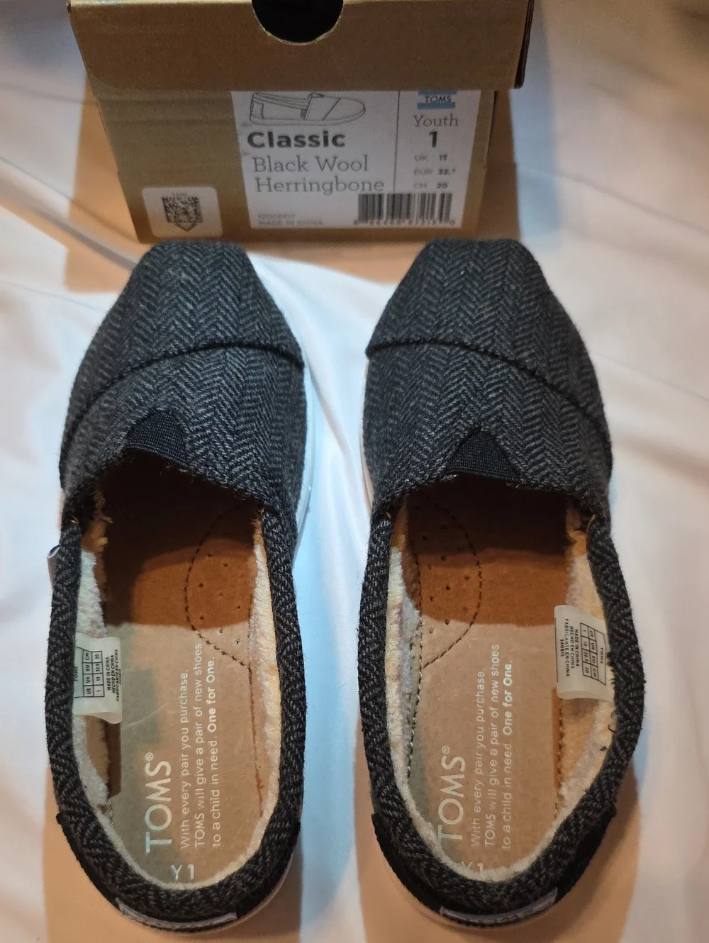 Toms Youth Classic Slip-On in Black Herringbone
