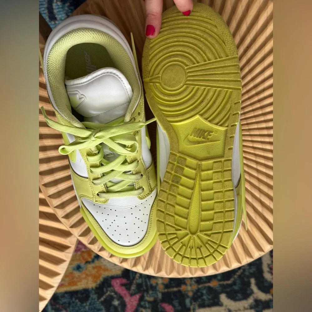 Nike women dunk