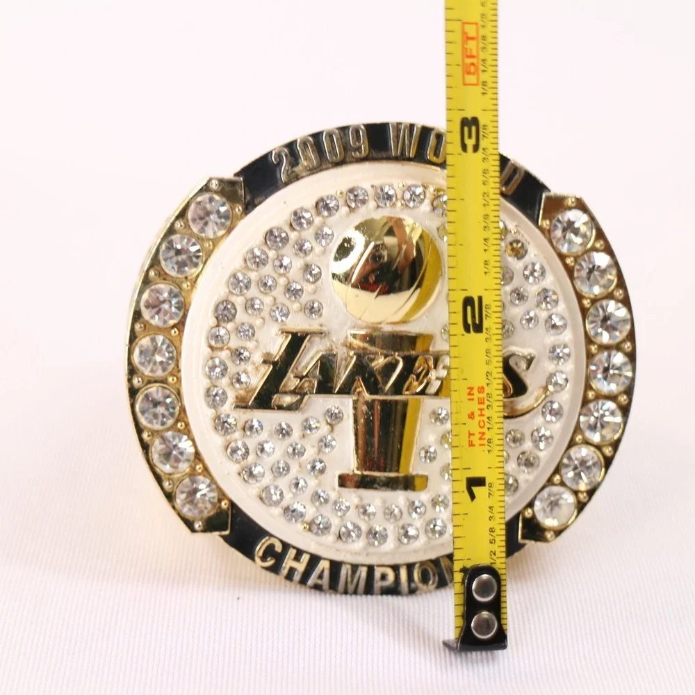 2009 Los Angeles Lakers NBA World Championship Rare Season Paperweight Ring
