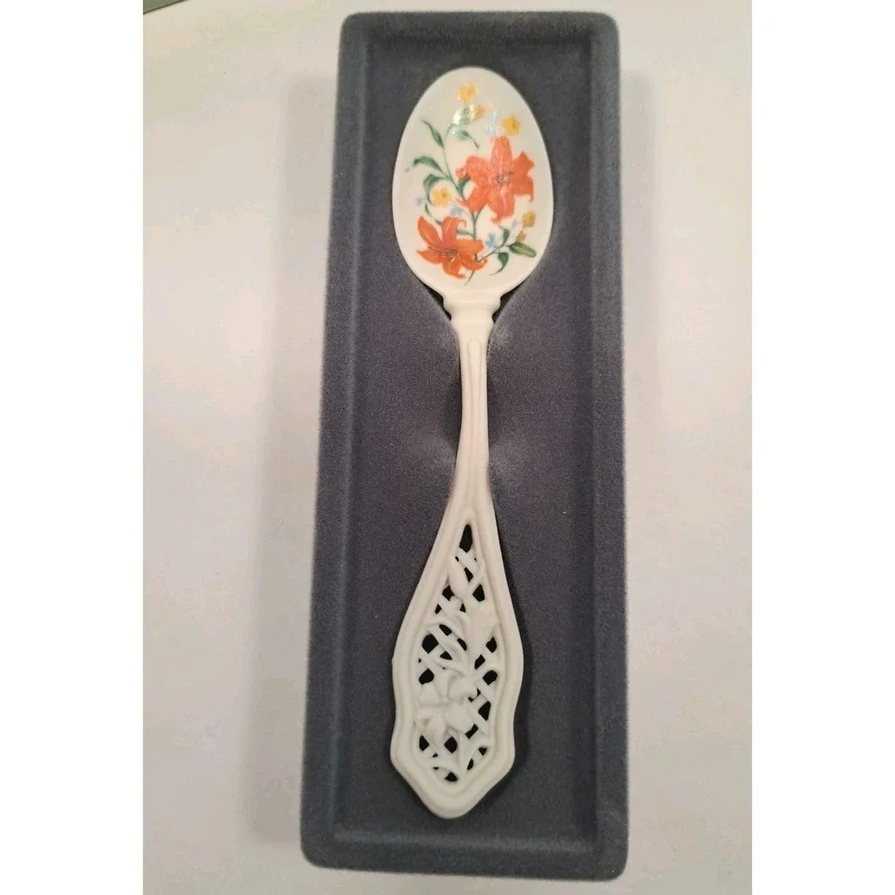 Avon Collectibles decorative make nostalgia