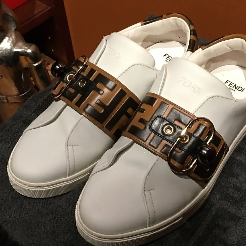 Fendi pearland logo
