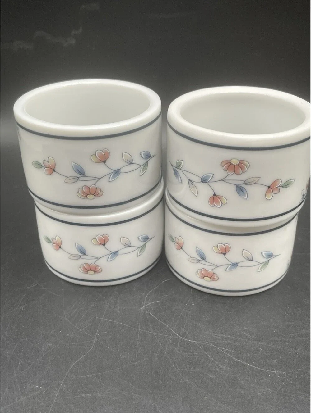 Vtg Princess House Heritage Blossom Group of 4 Napkin Rings Made In Japan