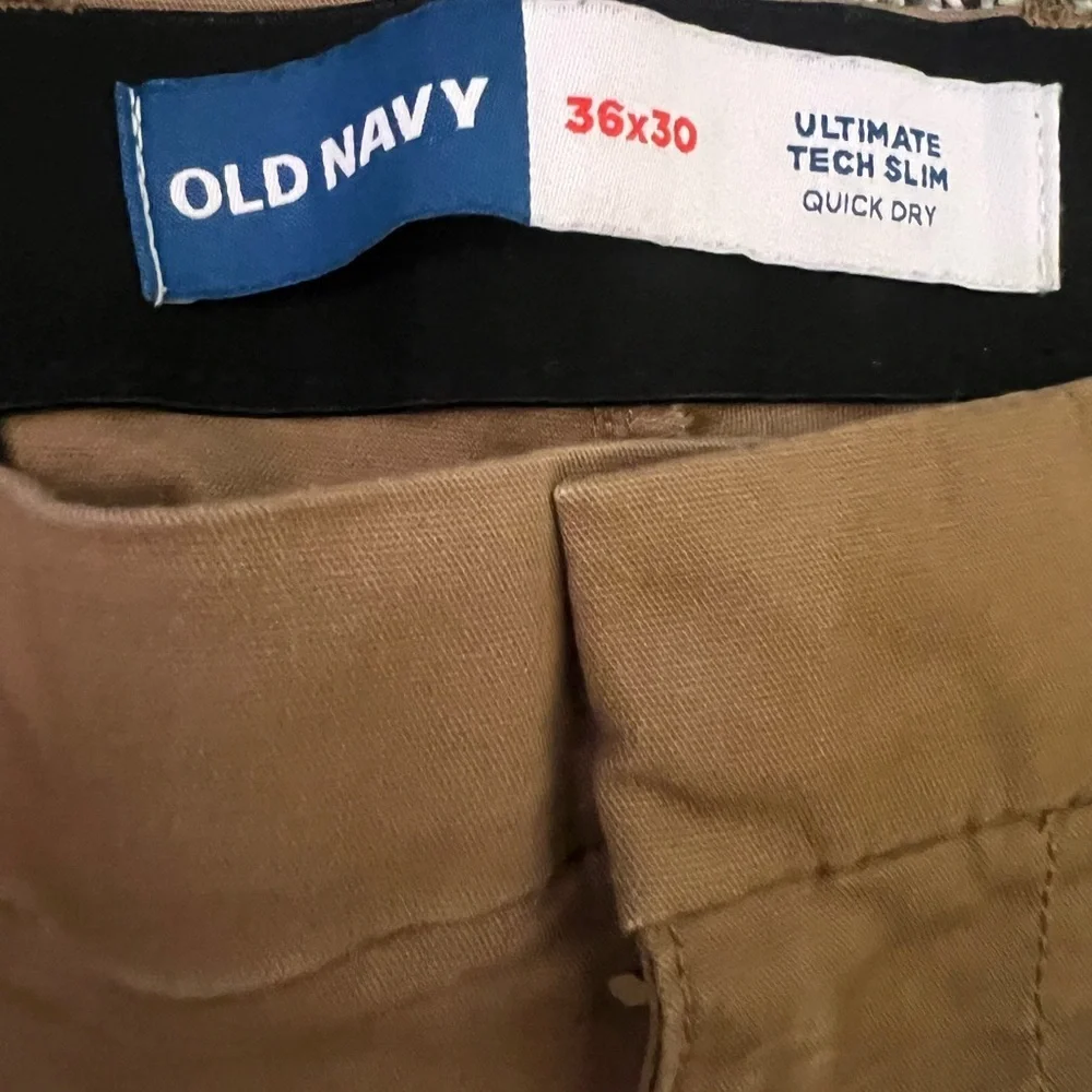 Old Navy tan look pocket