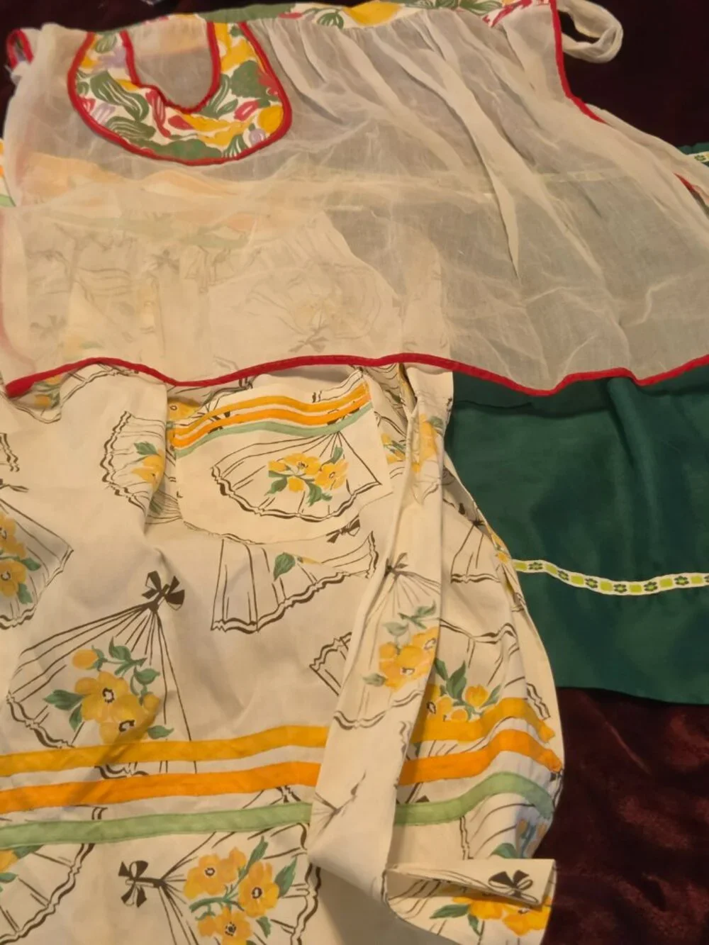vinatge waste aprons vintage