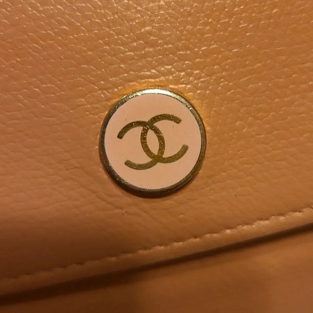 CHANEL interior by ✅️dustbag