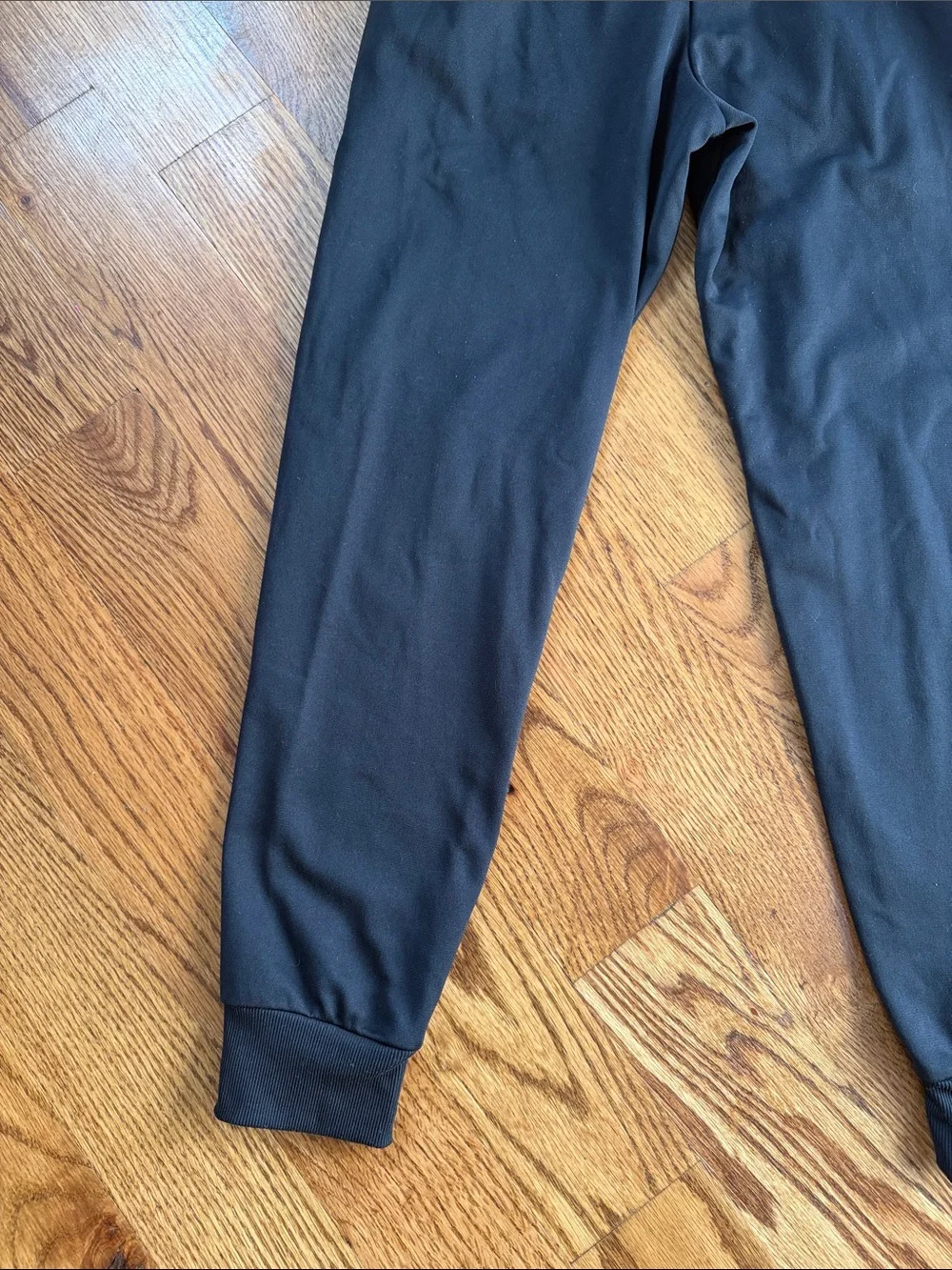 Boy’s Under Armour Joggers. Size Small. Like New Condition.