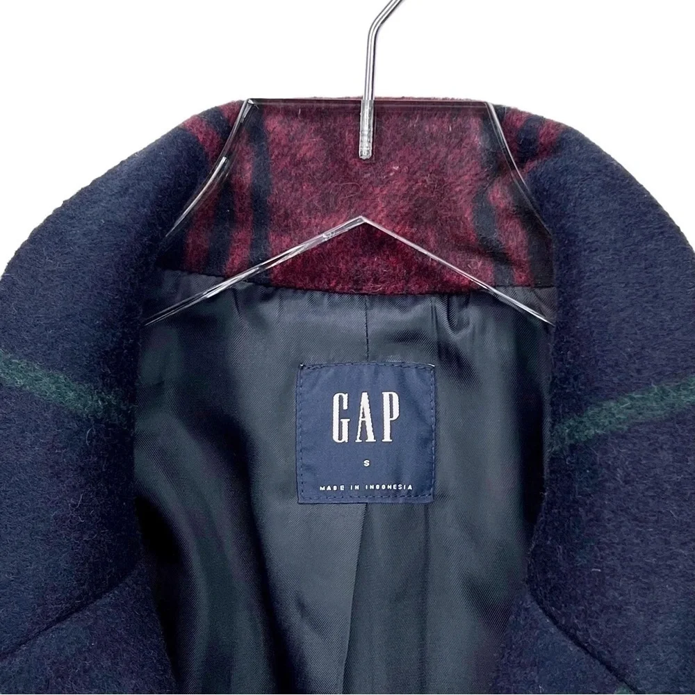 GAP excellent preppy academia