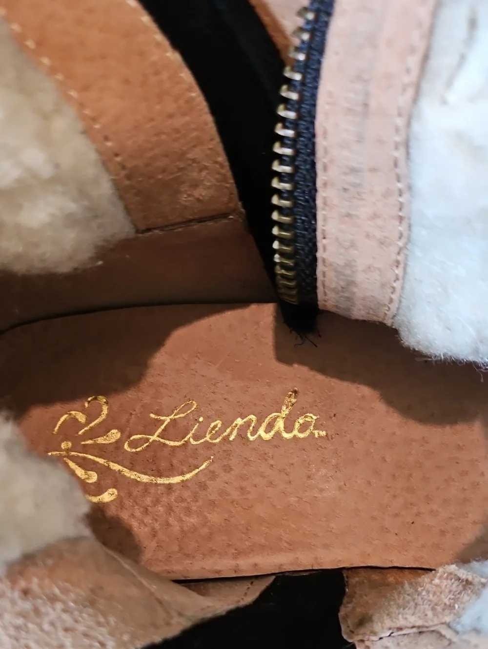 Lienda - Anthroplogie - Above Ankle Suede Boots Size 40