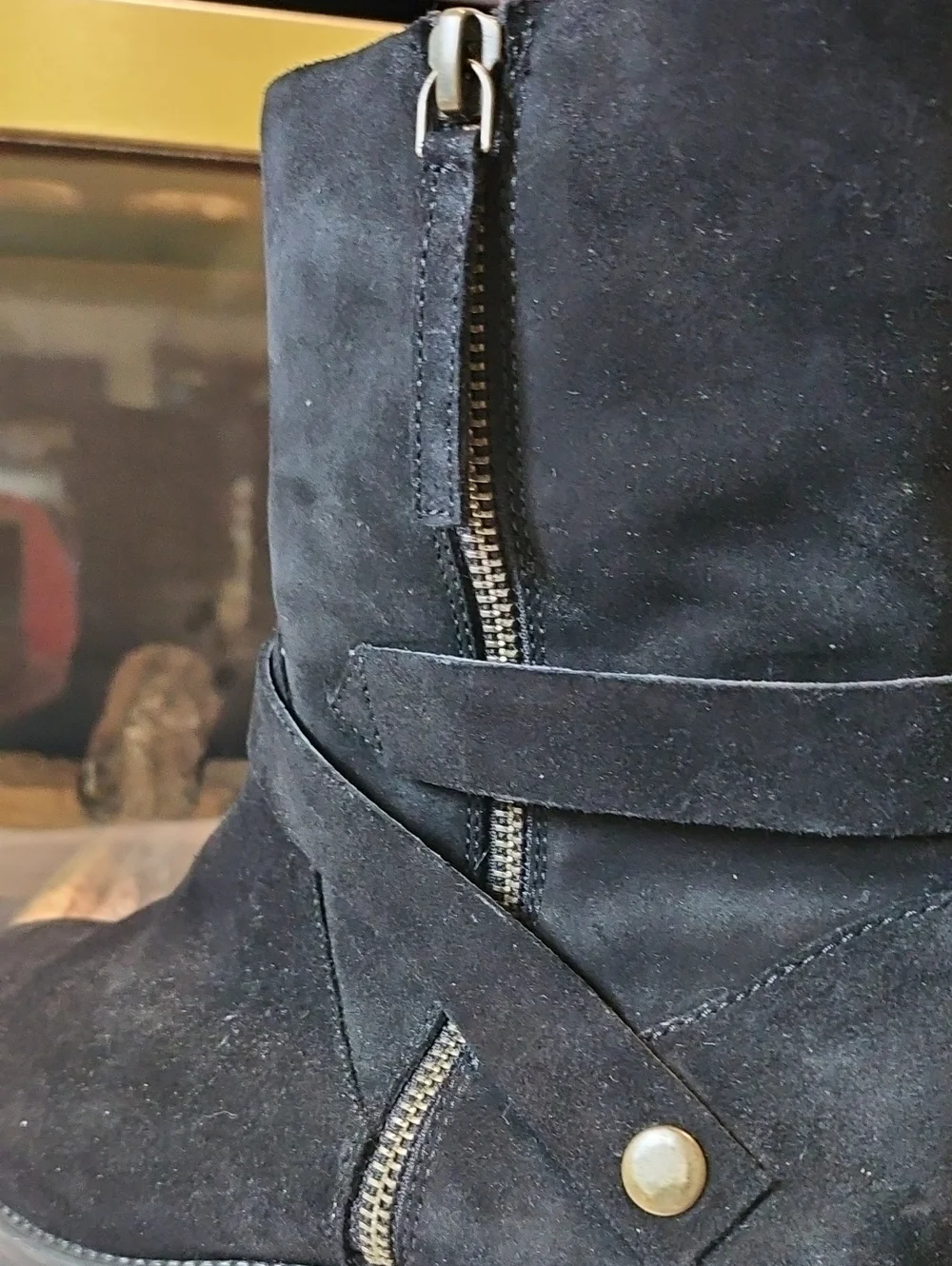 Lienda - Anthroplogie - Above Ankle Suede Boots Size 40
