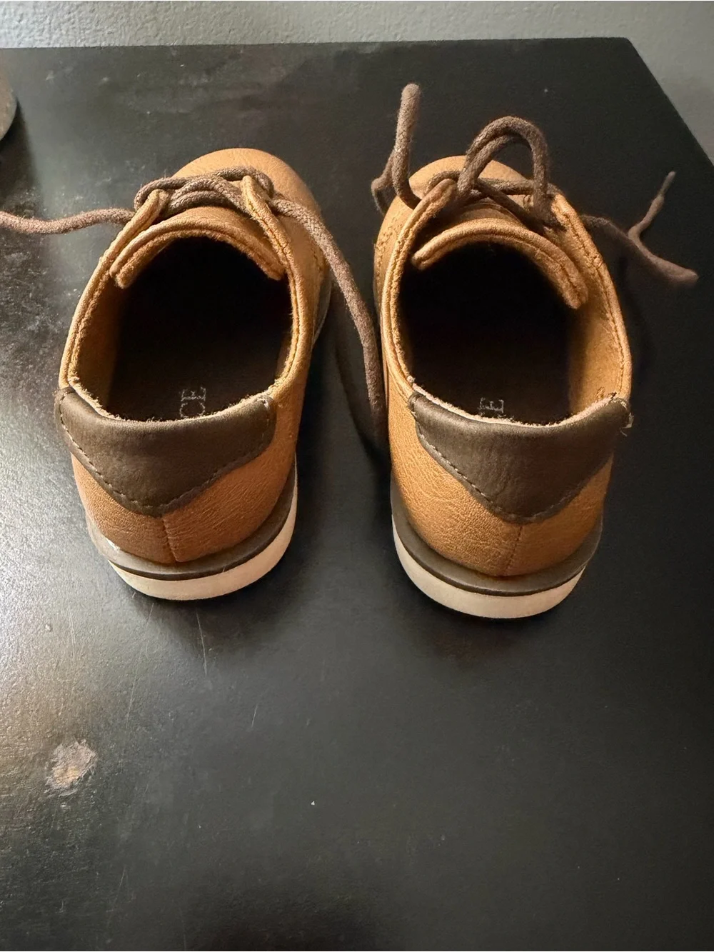 N/A cushioned leather insole