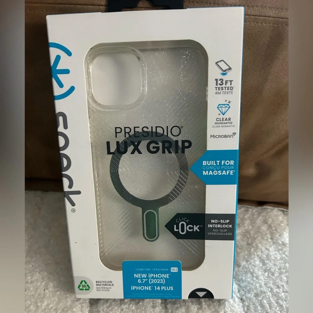 iPhone 14 Plus speck case